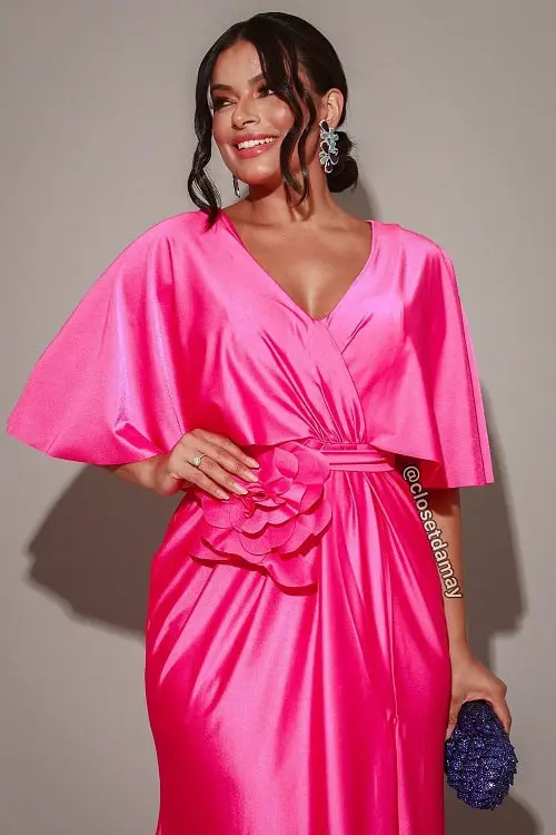 Hot pink dress with blue earrings